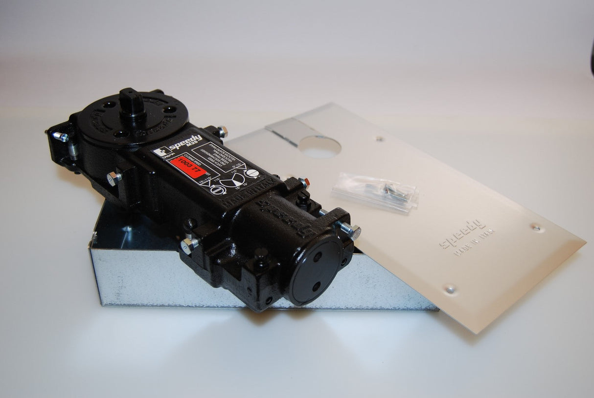 CASM25BHEXT Black 90 Degree Hold Open Floor Closer with 5/8" Extension